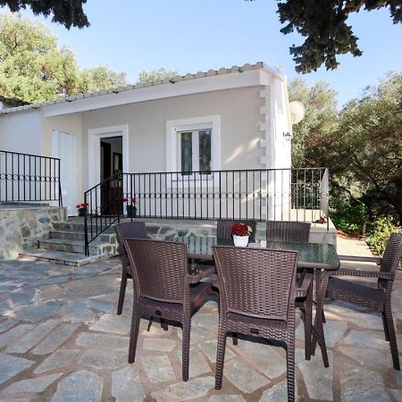 Апартаменты Amaryllis Seaview House By Guestcorfu Парамонас Экстерьер фото
